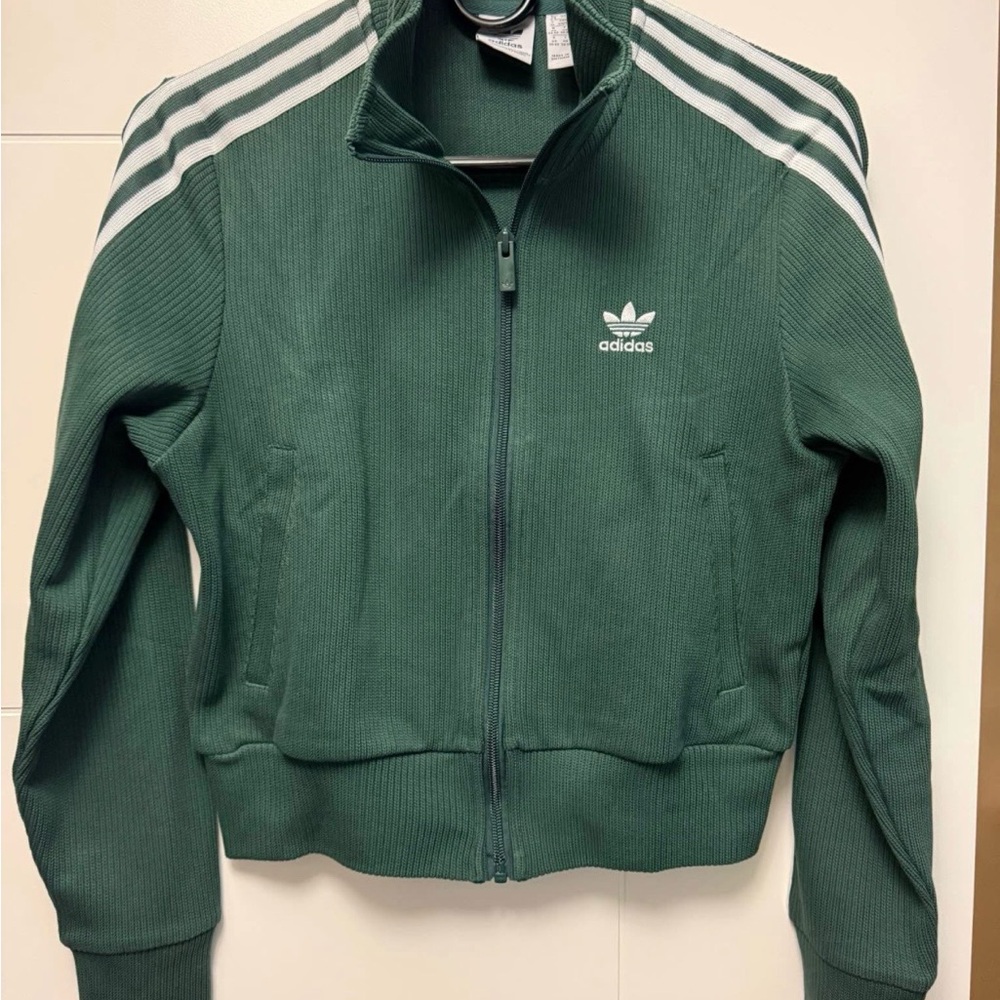 Adidas Form-Fitting Knit jacket in Green